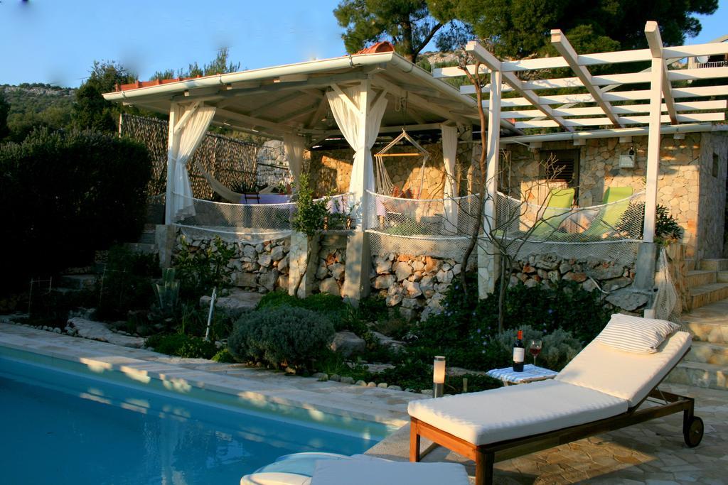 Apartments Mediterraneo 卡普里耶 外观 照片