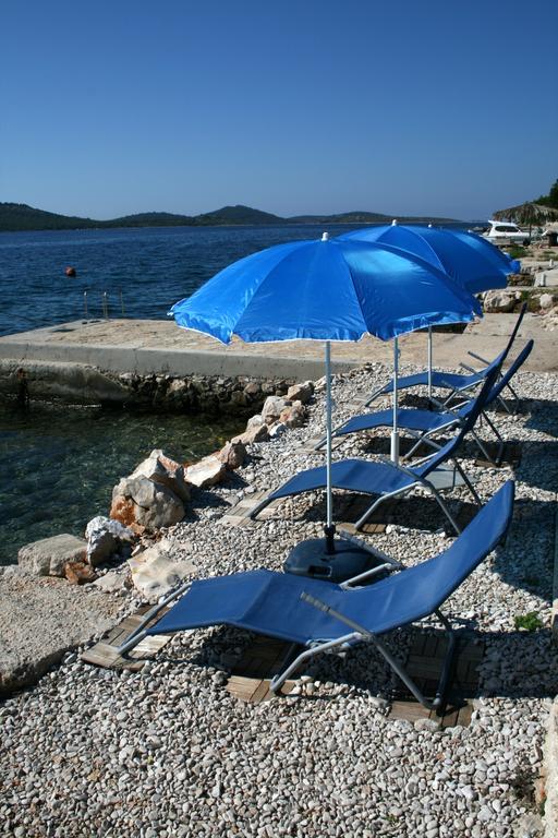 Apartments Mediterraneo 卡普里耶 外观 照片