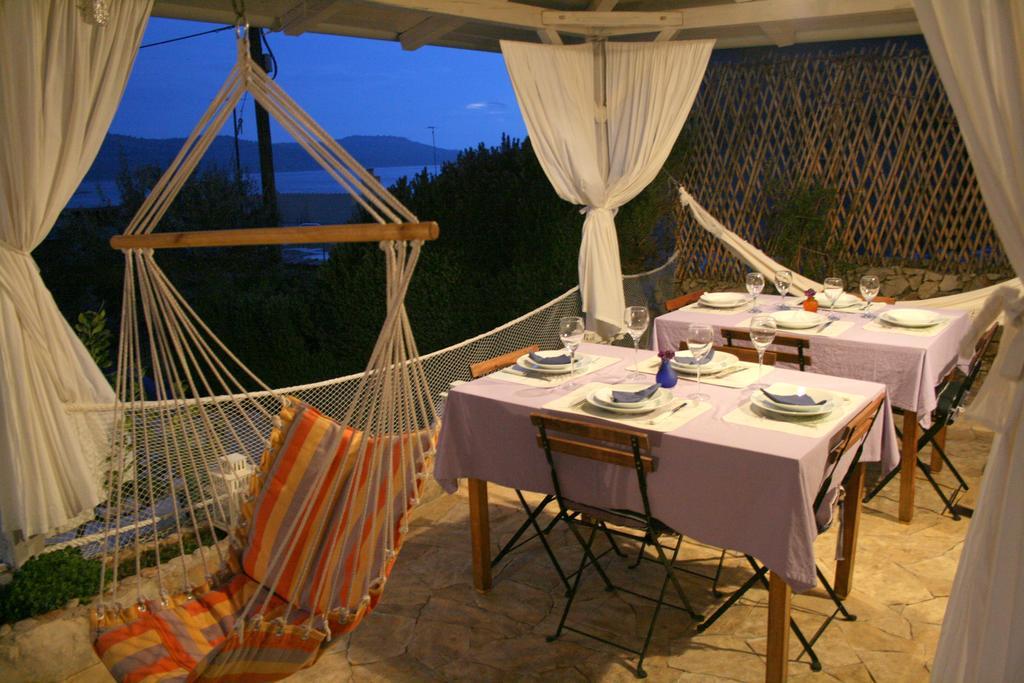 Apartments Mediterraneo 卡普里耶 外观 照片