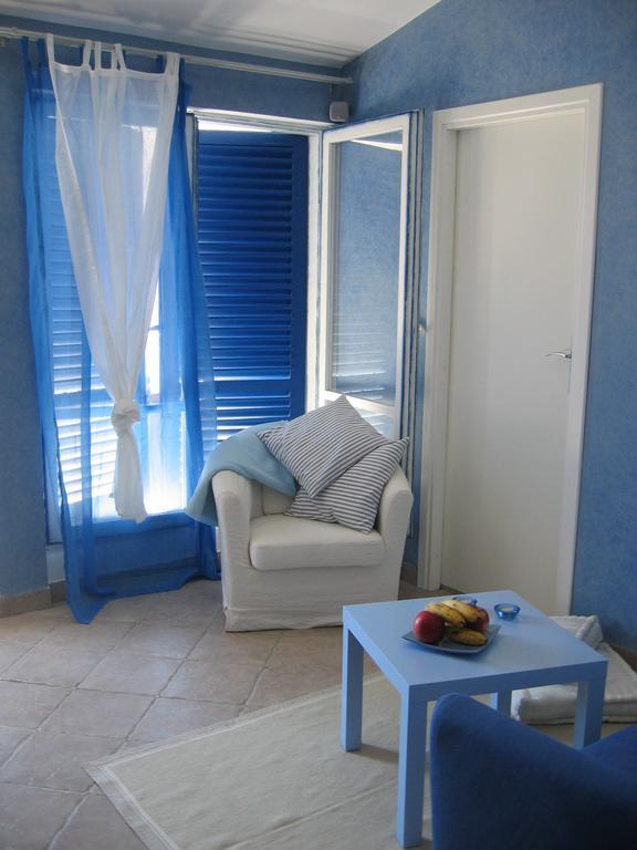 Apartments Mediterraneo 卡普里耶 外观 照片