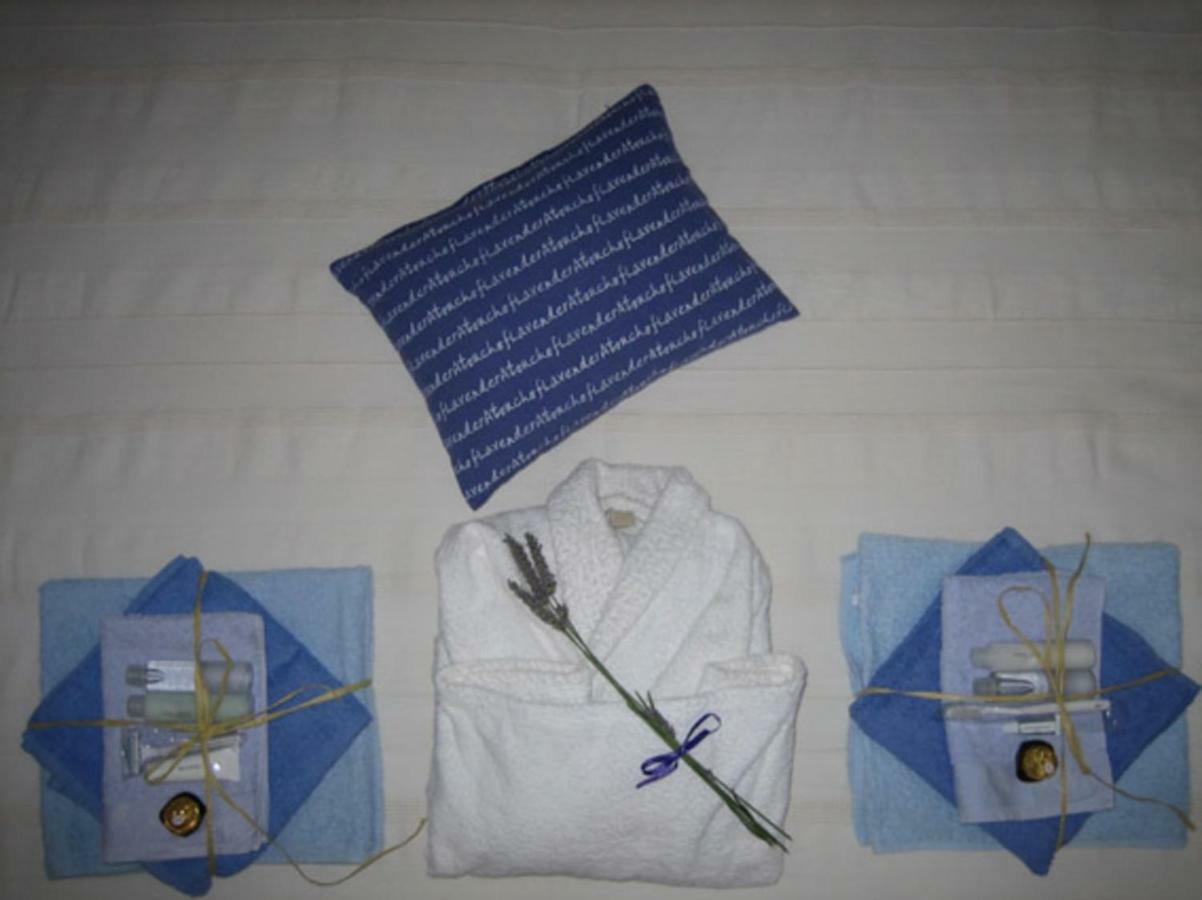 Apartments Mediterraneo 卡普里耶 外观 照片